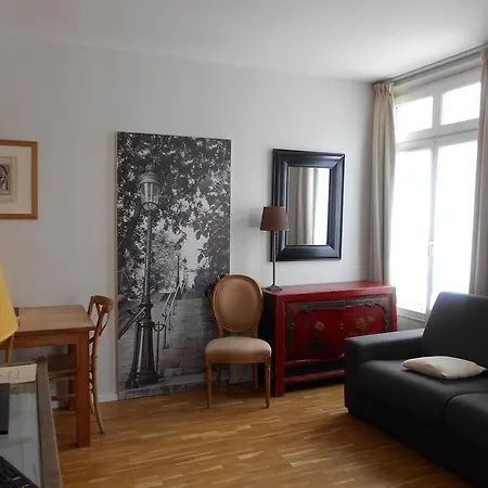 Caumartin 64 Paris