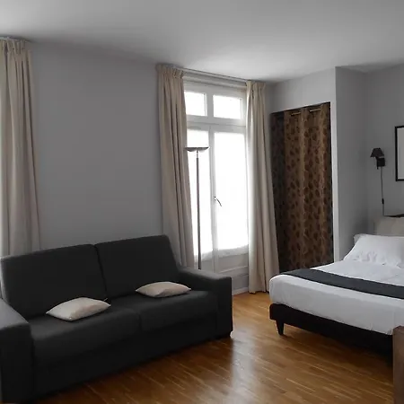 Apartment Caumartin 64 Paris